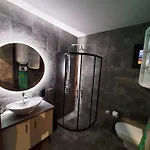 Osada Orlica Klimatyczne Z Widokiem Na Gory I Termalnym Sauna Jacuzzi 4 Km Od Zieleniec Arena * Lasowka
