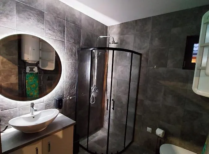 Osada Orlica Klimatyczne Z Widokiem Na Gory I Termalnym Sauna Jacuzzi 4 Km Od Zieleniec Arena * Lasowka